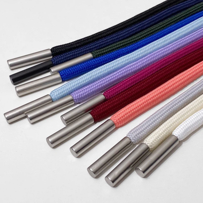 Drawstring cord with metal end (3)